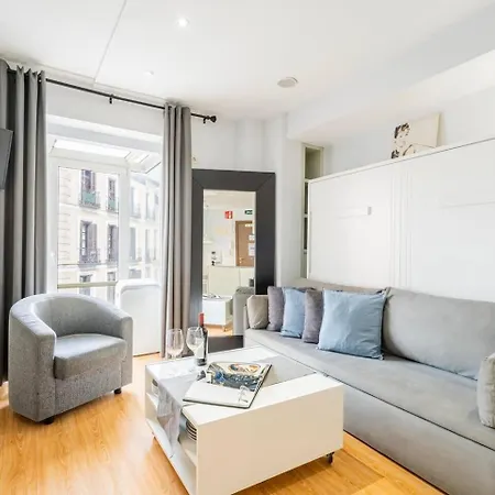 Apartamento Con Balcon A Calle Mayor Ideal Parejas-3